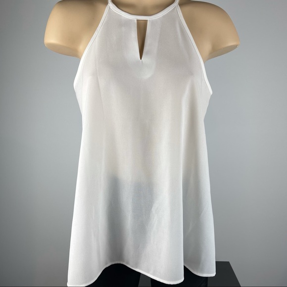 Lovely White Top - Size 8 - Picture 2 of 8